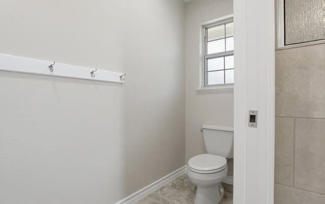 10742  New Sulphur Springs, San Antonio, TX 78263 — photo 20
