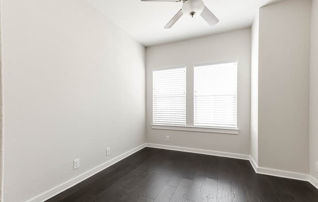 211 E Courtland, San Antonio, TX 78212 — photo 24