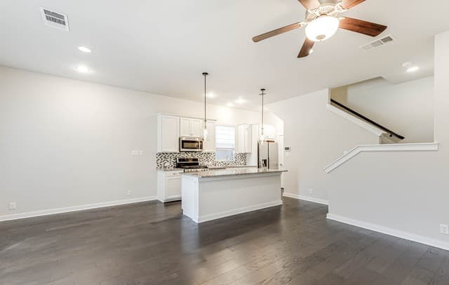 211 E Courtland, San Antonio, TX 78212 — photo 7