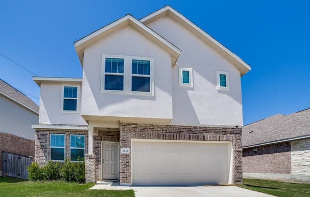 1529  Stony Island Dr