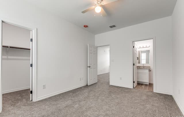 1835 W Poplar Unit 402, San Antonio, TX 78207 — photo 23