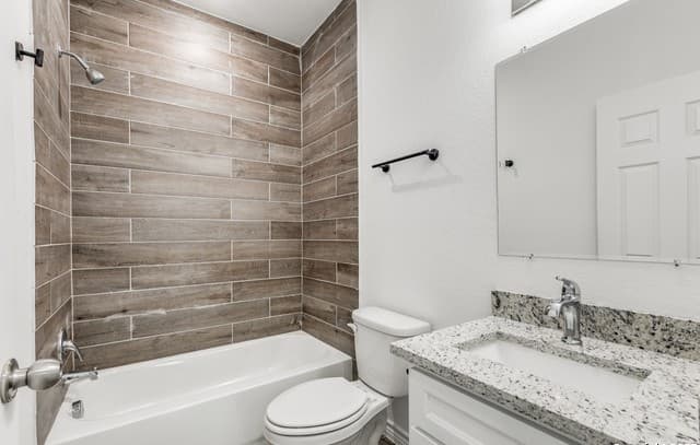 1835 W Poplar Unit 402, San Antonio, TX 78207 — photo 25
