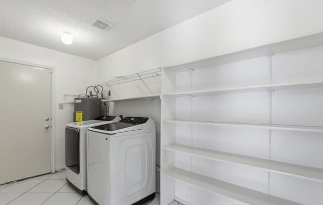 11214  Scarborough Ct, San Antonio, TX 78249 — photo 7