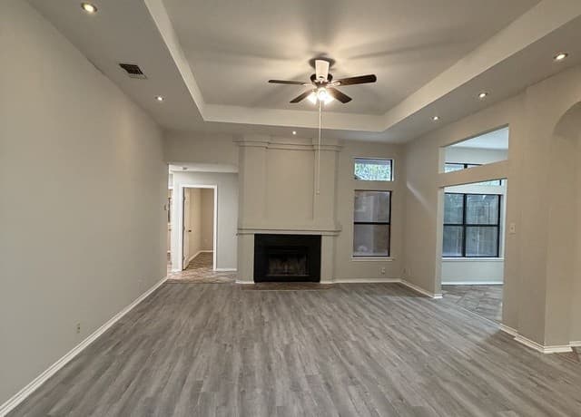 3210 Falcon Grove