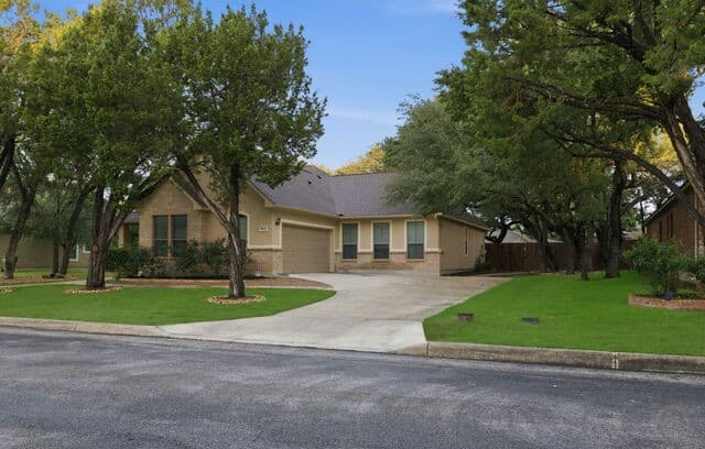 9511  Lesters Way, San Antonio, TX 78254 — photo 6