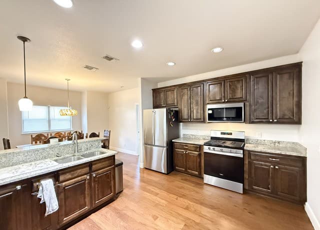 101  8th St, Natalia, TX 78059 — photo 13