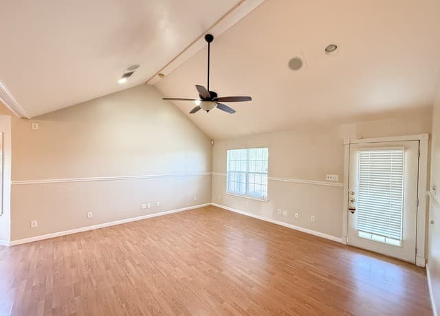 680 W County Road 678, Natalia, TX 78059 — photo 6