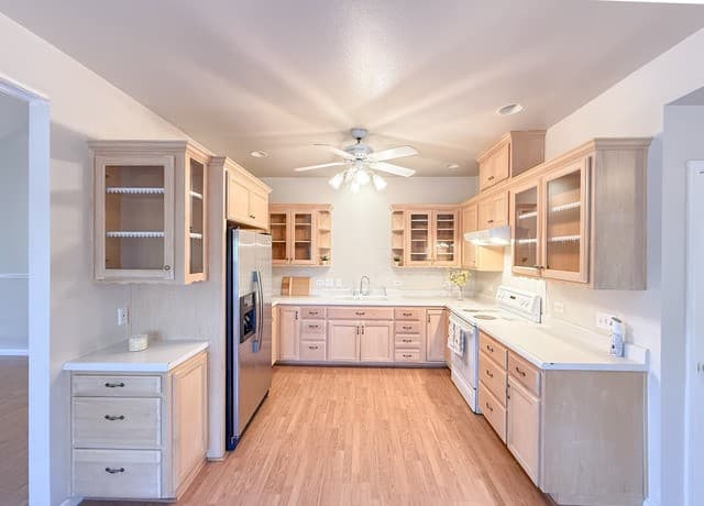 680 W County Road 678, Natalia, TX 78059 — photo 8