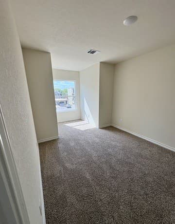 310  W Evergreen St #108, San Antonio, TX 78212 — photo 15