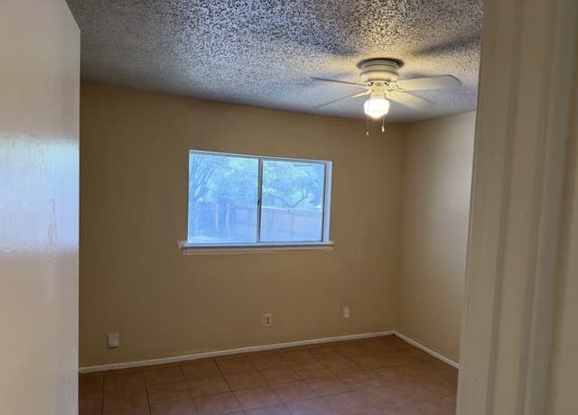 9130  Kings Hbr, San Antonio, TX 78242 — photo 13