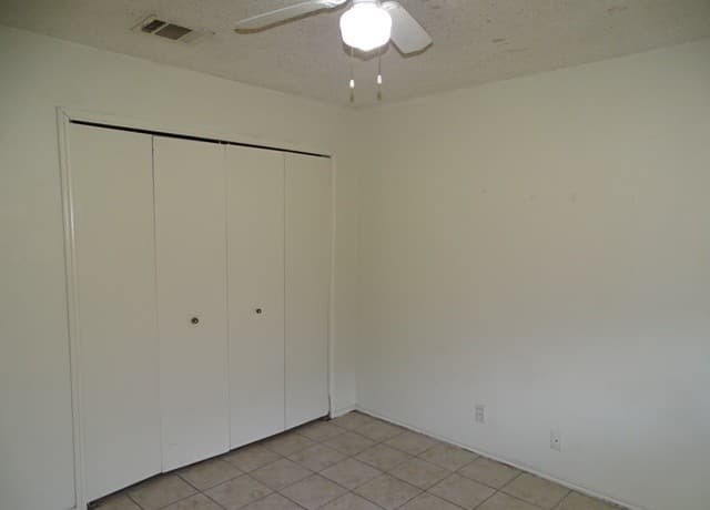 5215  Meadow Rise St, San Antonio, TX 78250 — photo 17