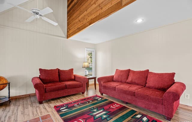 1262  Paradise Dr, Canyon Lake, TX 78133 — photo 5
