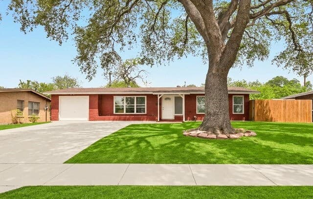 1235 Oblate Dr