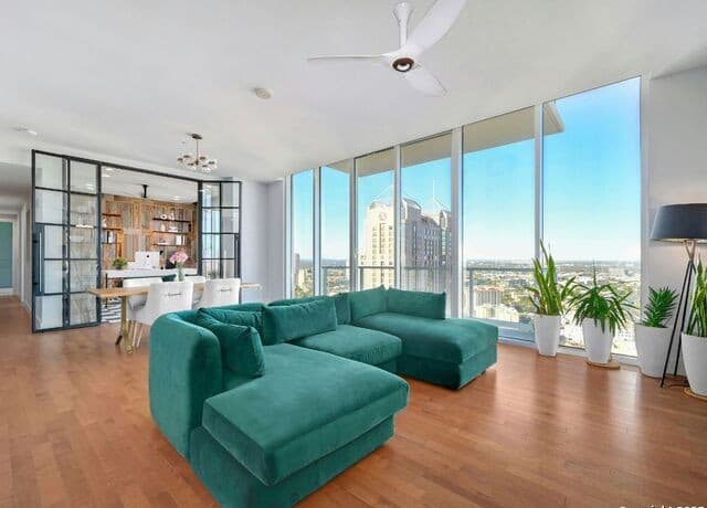610 E Market St Unit 2816