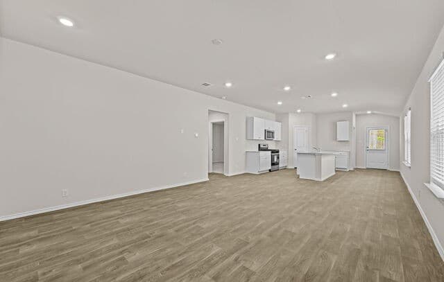 10713  Dazzle, San Antonio, TX 78252 — photo 5