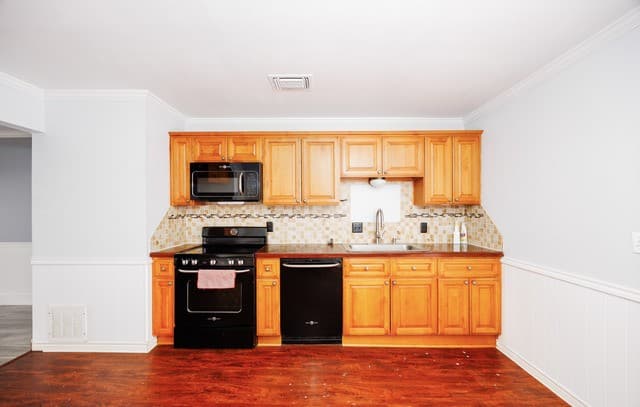 7410  Pipe Spring, San Antonio, TX 78238 — photo 11