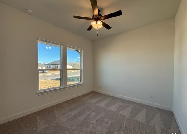 152 W Magnolia Circle, La Vernia, TX 78121 — photo 17