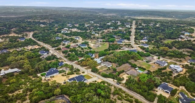 247  Prairie Tea Ln, Canyon Lake, TX 78133 — photo 10