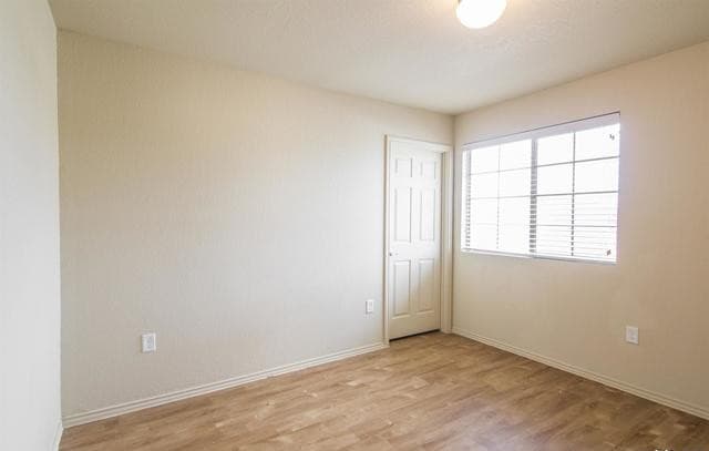 2242  Fishing Trail, San Antonio, TX 78224 — photo 14