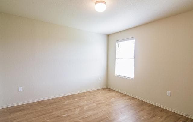 2242  Fishing Trail, San Antonio, TX 78224 — photo 16