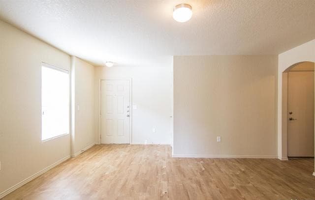 2242  Fishing Trail, San Antonio, TX 78224 — photo 8