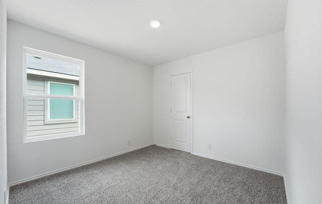 5922  Shale Cove, San Antonio, TX 78222 — photo 5