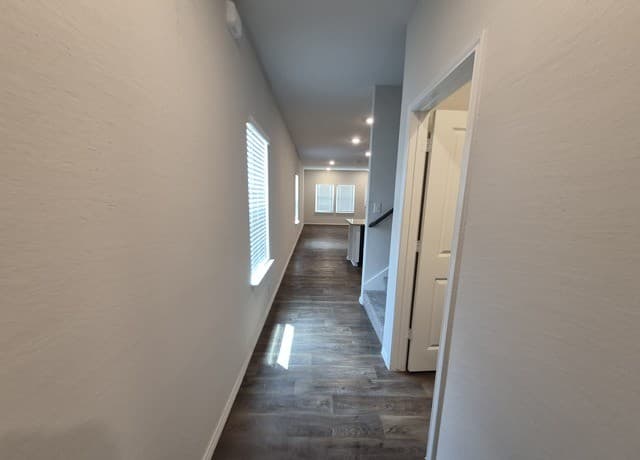 465  Middle Green Loop, Floresville, TX 78114 — photo 5