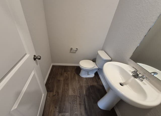 465  Middle Green Loop, Floresville, TX 78114 — photo 6
