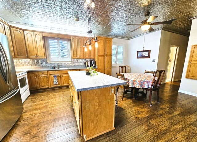 799  County Road 6612, Devine, TX 78016 — photo 6