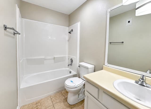 10527  Perrin Beitel Rd Unit C102, San Antonio, TX 78217 — photo 11