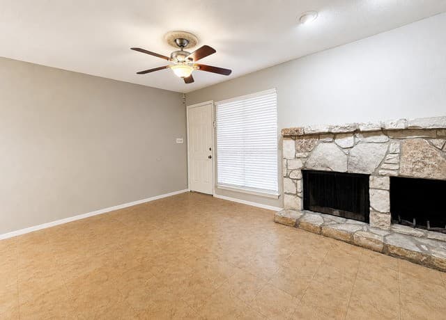 10527  Perrin Beitel Rd Unit C102, San Antonio, TX 78217 — photo 5