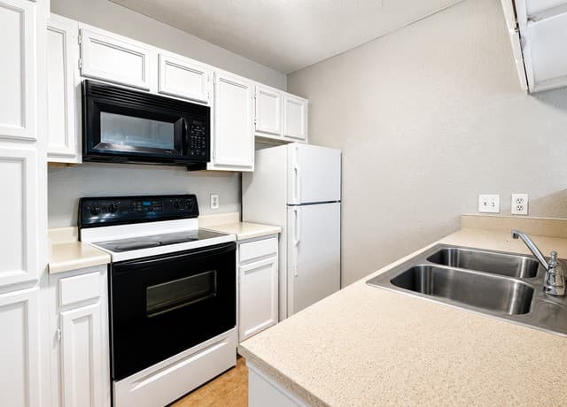 10527  Perrin Beitel Rd Unit C102, San Antonio, TX 78217 — photo 8