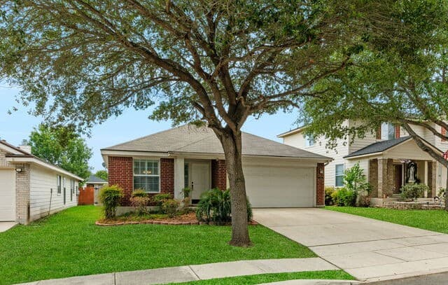 3322  Butler Pass, San Antonio, TX 78223 — photo 24