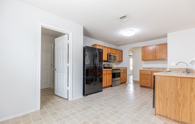 125  Creek Run, Cibolo, TX 78108 — photo 13