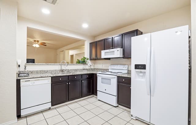 7402  Branching  Peak, San Antonio, TX 78244 — photo 11