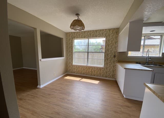 5842  Spring Vly, San Antonio, TX 78247 — photo 11