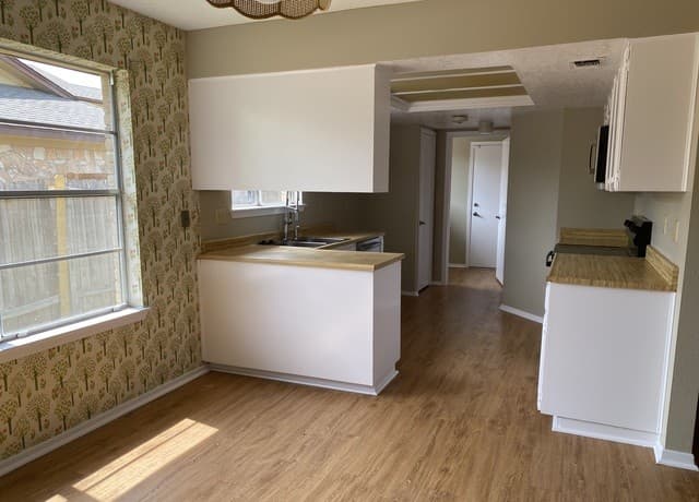 5842  Spring Vly, San Antonio, TX 78247 — photo 12