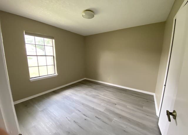 5842  Spring Vly, San Antonio, TX 78247 — photo 18