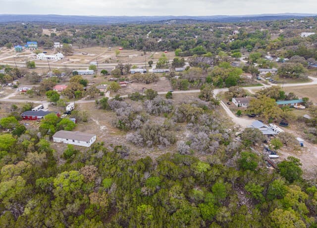 223  Bluff View Dr, Spring Branch, TX 78070 — photo 4