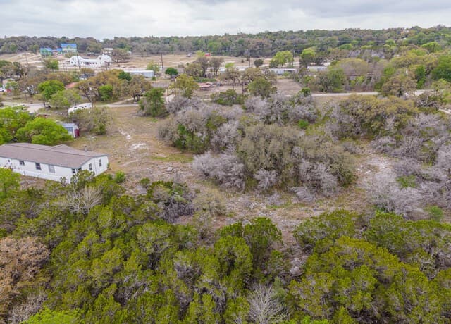 223  Bluff View Dr, Spring Branch, TX 78070 — photo 9