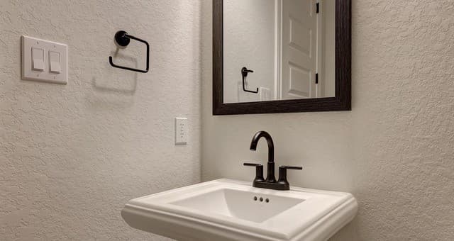 291  Bobs Cove, Castroville, TX 78009 — photo 18