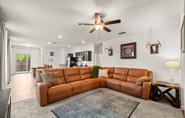 4909 Hallies Gdn, St Hedwig, TX 78152 — photo 12