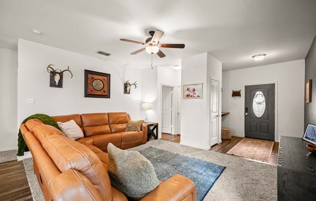 4909 Hallies Gdn, St Hedwig, TX 78152 — photo 7