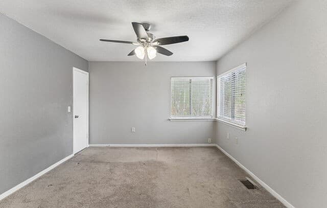 5823  Misty Gln, San Antonio, TX 78247 — photo 13