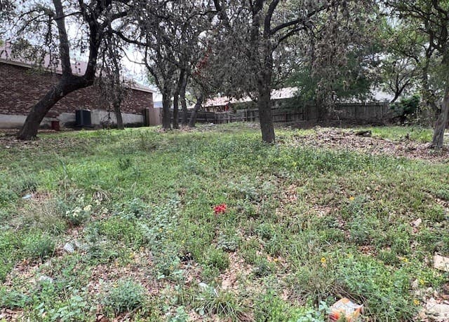 8466  Timber Belt, San Antonio, TX 78250 — photo 2