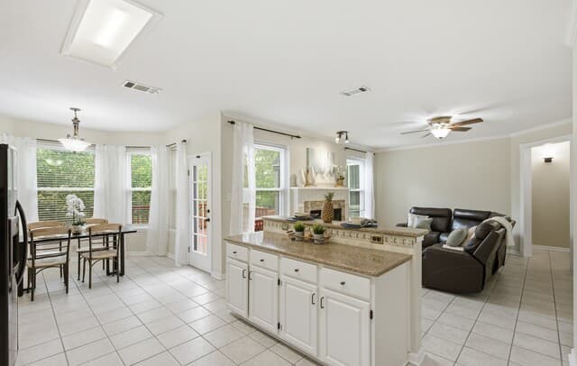 18143  Summer Knoll Dr, San Antonio, TX 78258 — photo 22