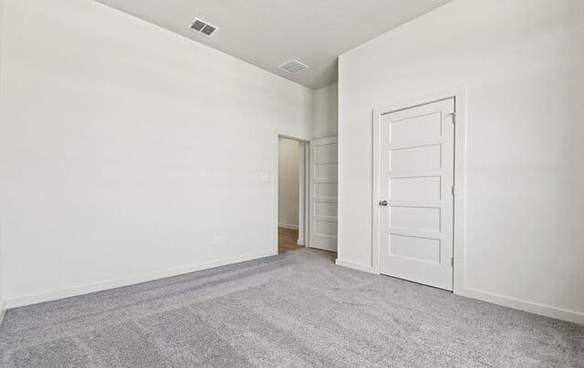 125  Travis Drive, Castroville, TX 78009 — photo 17