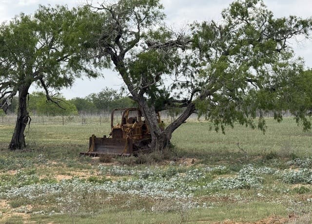 00  County Road 405, Floresville, TX 78114 — photo 10