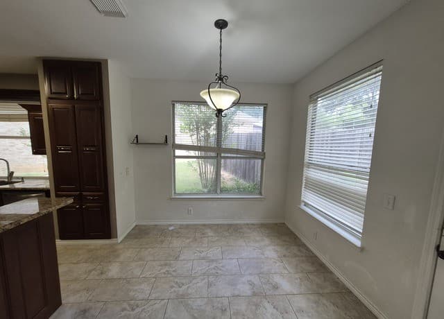 712  Moss Wood, Schertz, TX 78154 — photo 10