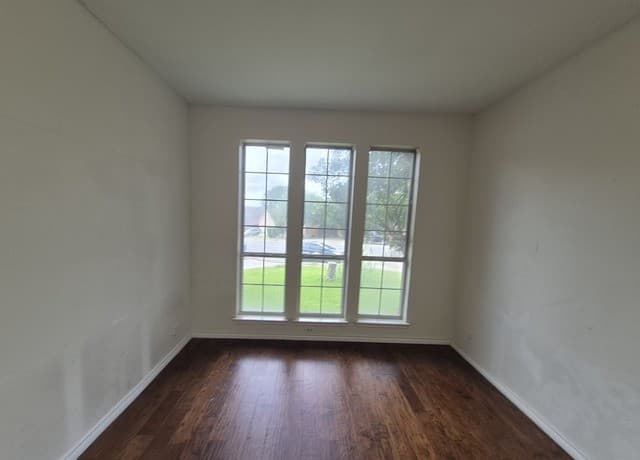 712  Moss Wood, Schertz, TX 78154 — photo 4